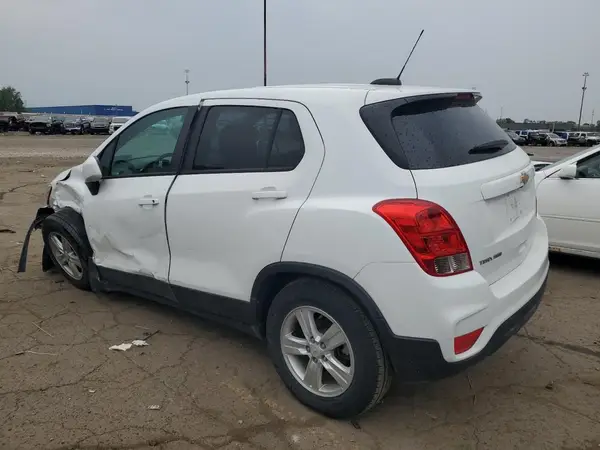 KL7CJNSB4LB041419 2020 CHEVROLET TRAX - Image 2