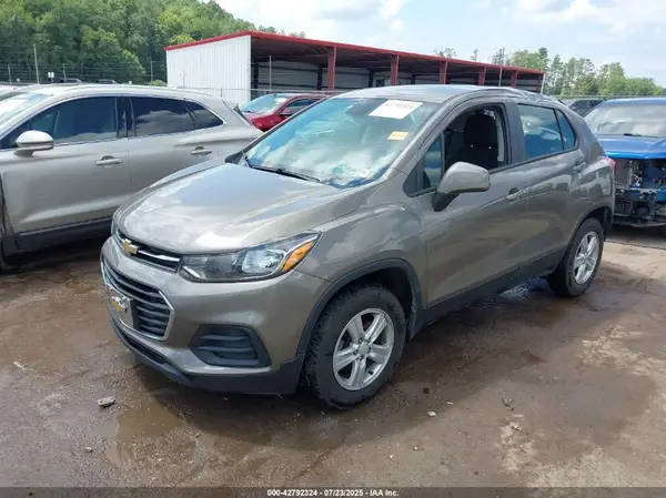 KL7CJNSB4LB350730 2020 CHEVROLET TRAX - Image 2