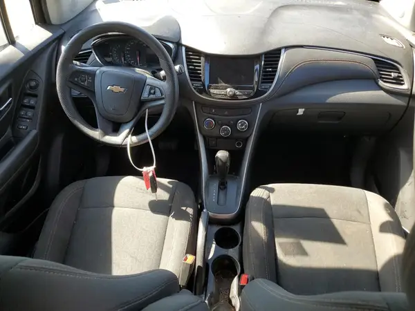 KL7CJNSB4MB310763 2021 CHEVROLET TRAX - Image 8