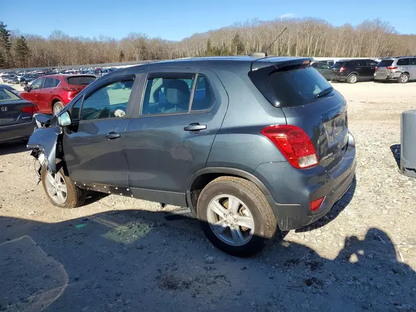 KL7CJNSB4MB334240 2021 CHEVROLET TRAX - Image 2
