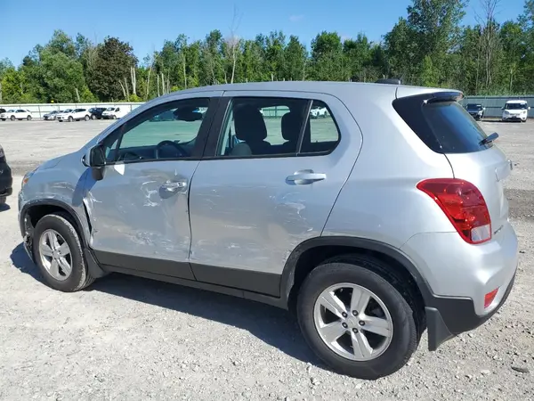 KL7CJNSB4MB342631 2021 CHEVROLET TRAX - Image 2