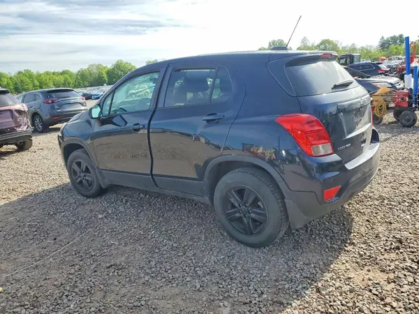KL7CJNSB4MB346937 2021 CHEVROLET TRAX - Image 2