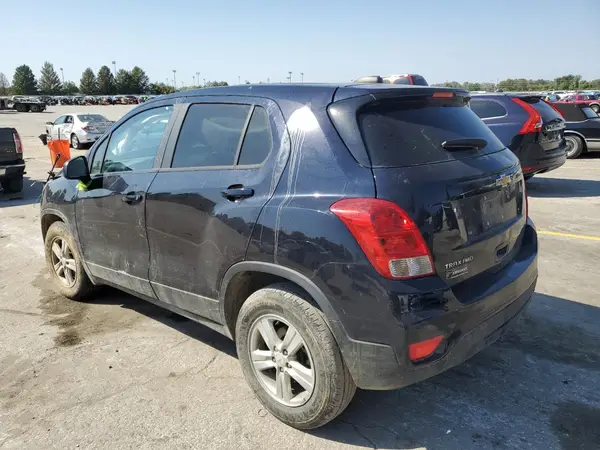 KL7CJNSB4MB350079 2021 CHEVROLET TRAX - Image 2
