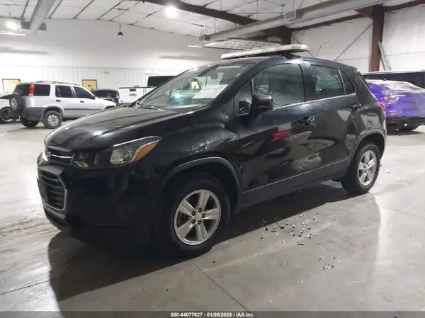 KL7CJNSB4MB356397 2021 CHEVROLET TRAX - Image 2