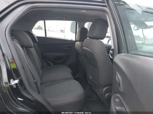KL7CJNSB4MB356397 2021 CHEVROLET TRAX - Image 8