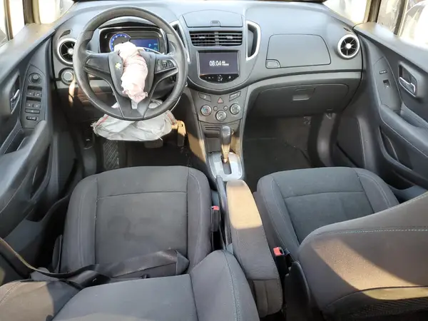 KL7CJNSB5GB629562 2016 CHEVROLET TRAX - Image 8