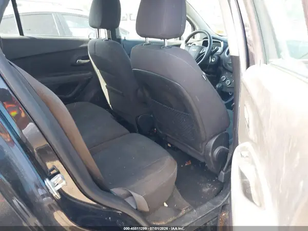 KL7CJNSB5GB635152 2016 CHEVROLET TRAX - Image 8