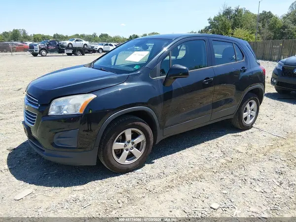 KL7CJNSB5GB655269 2016 CHEVROLET TRAX - Image 2