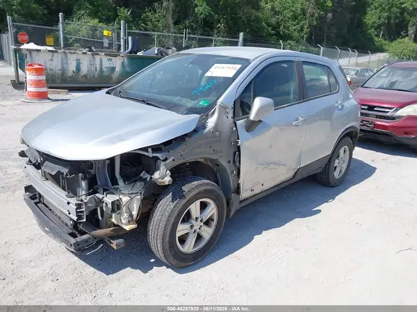 KL7CJNSB5HB141505 2017 CHEVROLET TRAX - Image 2