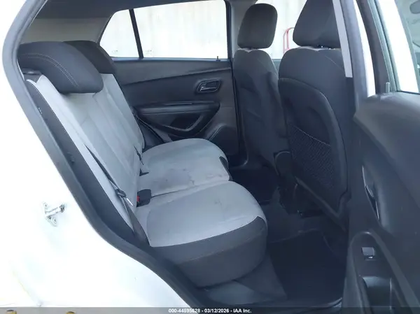 KL7CJNSB5HB173306 2017 CHEVROLET TRAX - Image 8