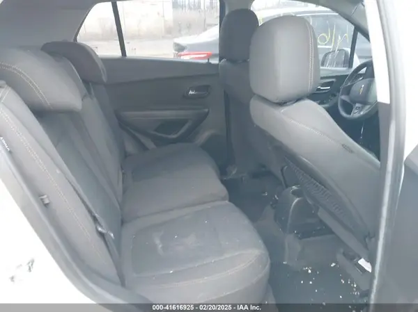 KL7CJNSB5HB255830 2017 CHEVROLET TRAX - Image 8