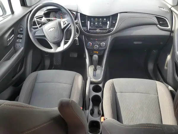 KL7CJNSB5JB614020 2018 CHEVROLET TRAX - Image 8