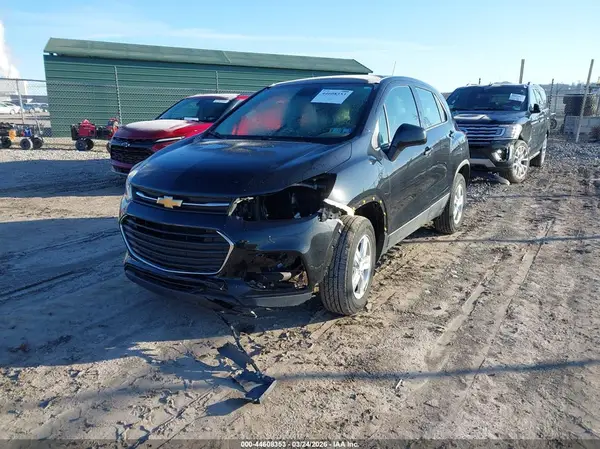 KL7CJNSB5LB037590 2020 CHEVROLET TRAX - Image 2