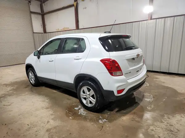 KL7CJNSB5LB064384 2020 CHEVROLET TRAX - Image 2