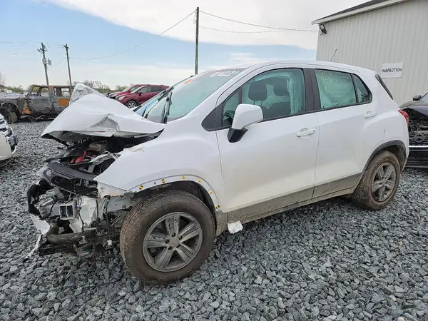 KL7CJNSB5LB066006 2020 CHEVROLET TRAX - Image 2