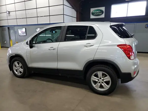 KL7CJNSB5LB310222 2020 CHEVROLET TRAX - Image 2