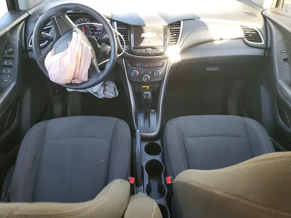 KL7CJNSB5LB315369 2020 CHEVROLET TRAX - Image 8