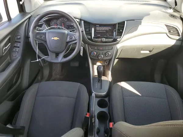KL7CJNSB5LB320927 2020 CHEVROLET TRAX - Image 8