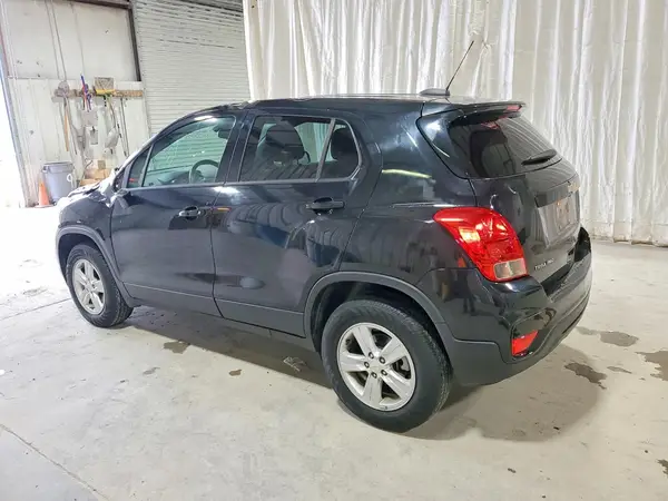 KL7CJNSB5LB325058 2020 CHEVROLET TRAX - Image 2