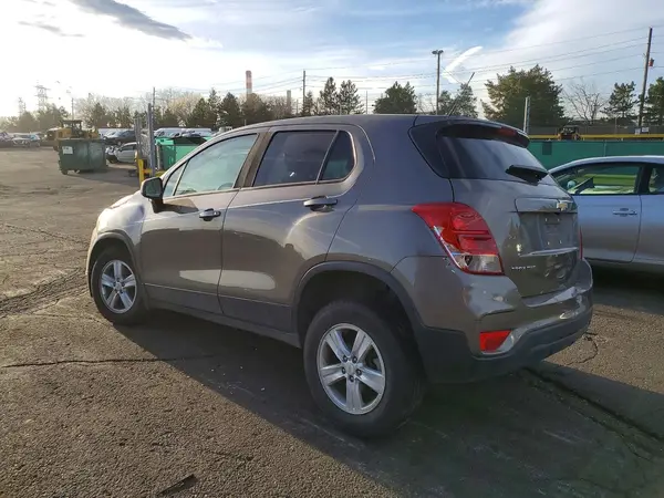 KL7CJNSB5LB345195 2020 CHEVROLET TRAX - Image 2