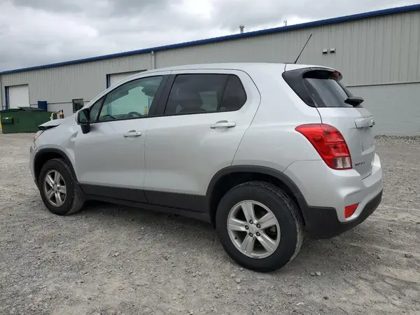 KL7CJNSB5MB301148 2021 CHEVROLET TRAX - Image 2