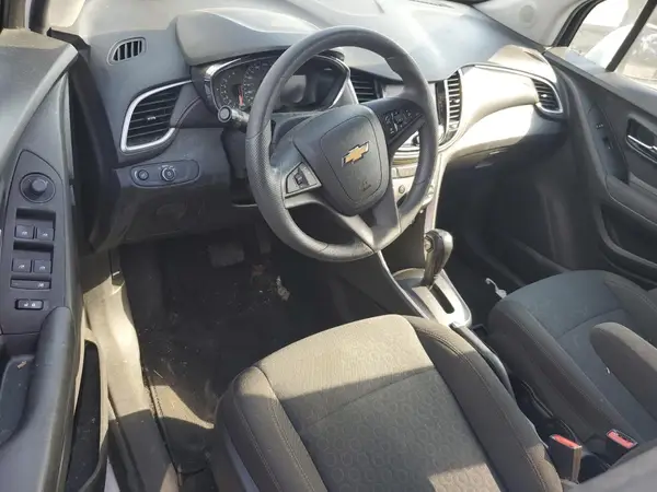 KL7CJNSB5MB301621 2021 CHEVROLET TRAX - Image 8