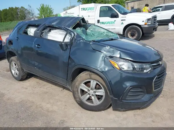 KL7CJNSB5MB339270 2021 CHEVROLET TRAX - Image 1