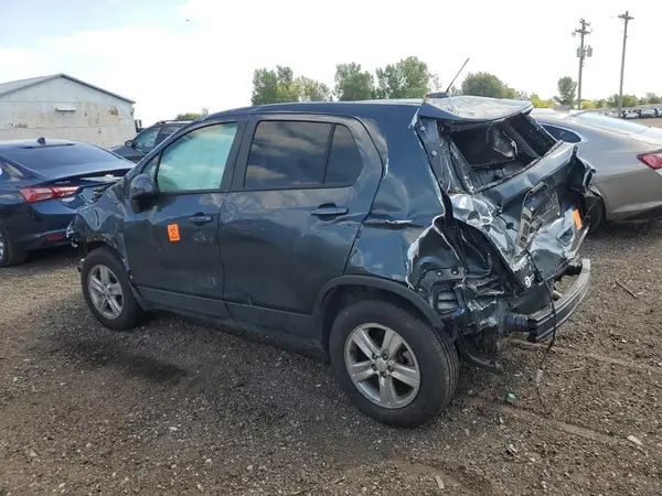 KL7CJNSB5MB344579 2021 CHEVROLET TRAX - Image 2