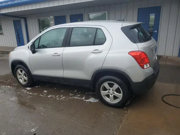 KL7CJNSB6GB515084 2016 CHEVROLET TRAX - Image 2