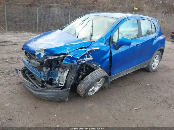 KL7CJNSB6GB552958 2016 CHEVROLET TRAX - Image 2