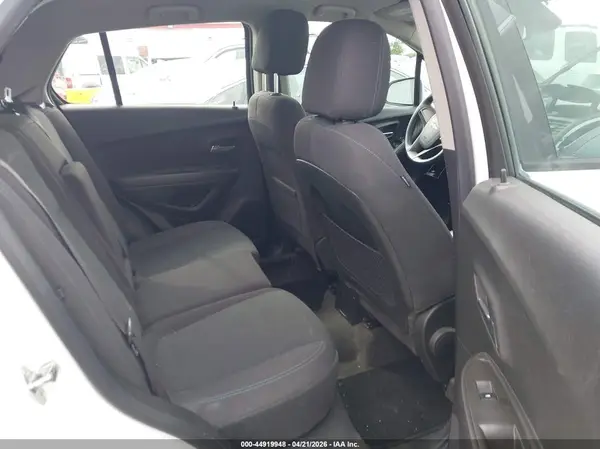 KL7CJNSB6GB582848 2016 CHEVROLET TRAX - Image 8