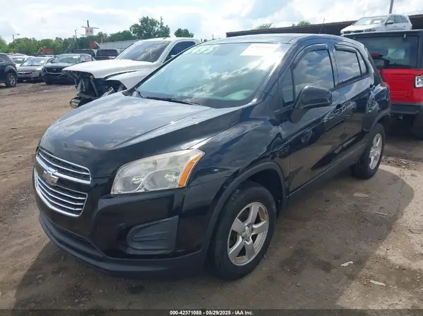 KL7CJNSB6GB590254 2016 CHEVROLET TRAX - Image 2