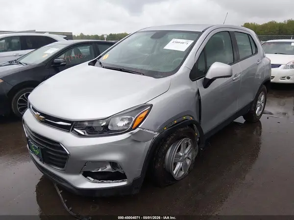 KL7CJNSB6HB117097 2017 CHEVROLET TRAX - Image 2