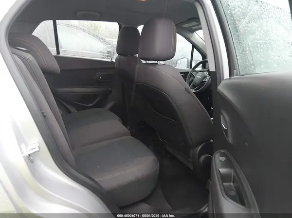 KL7CJNSB6HB117097 2017 CHEVROLET TRAX - Image 8