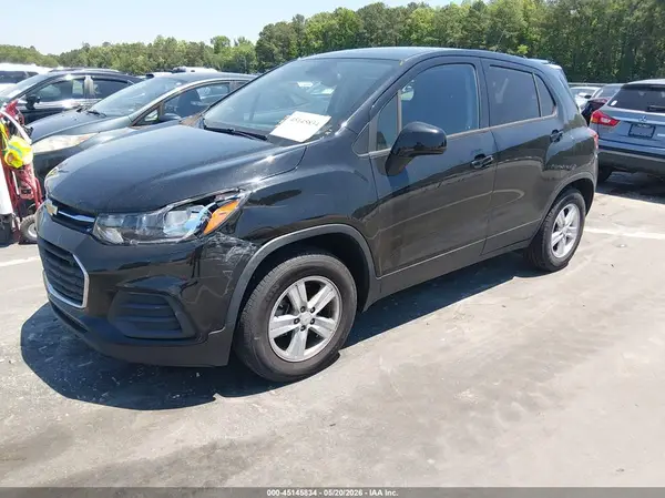 KL7CJNSB6LB019115 2020 CHEVROLET TRAX - Image 2