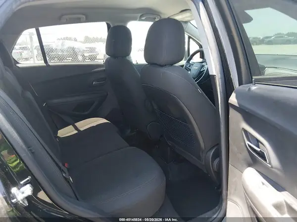 KL7CJNSB6LB019115 2020 CHEVROLET TRAX - Image 8