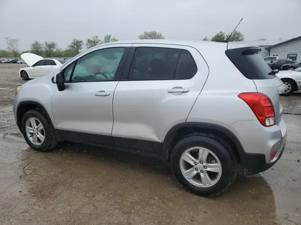 KL7CJNSB6LB034276 2020 CHEVROLET TRAX - Image 2