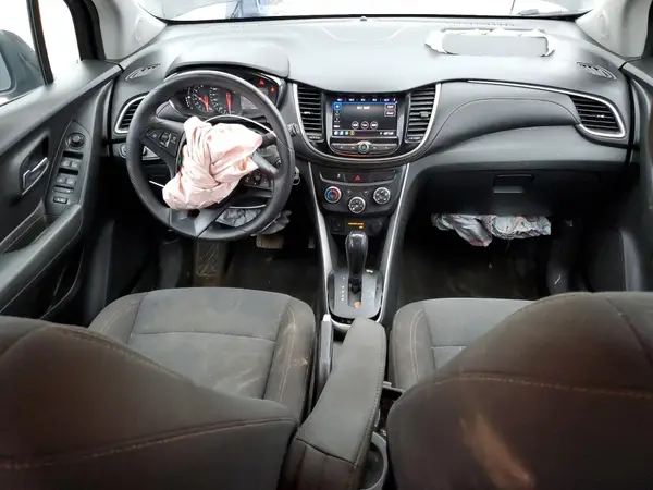 KL7CJNSB6LB038022 2020 CHEVROLET TRAX - Image 8
