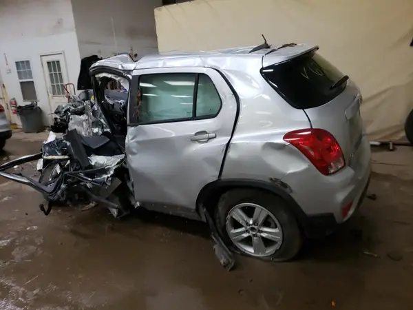 KL7CJNSB6LB040367 2020 CHEVROLET TRAX - Image 2