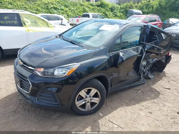 KL7CJNSB6LB063874 2020 CHEVROLET TRAX - Image 2