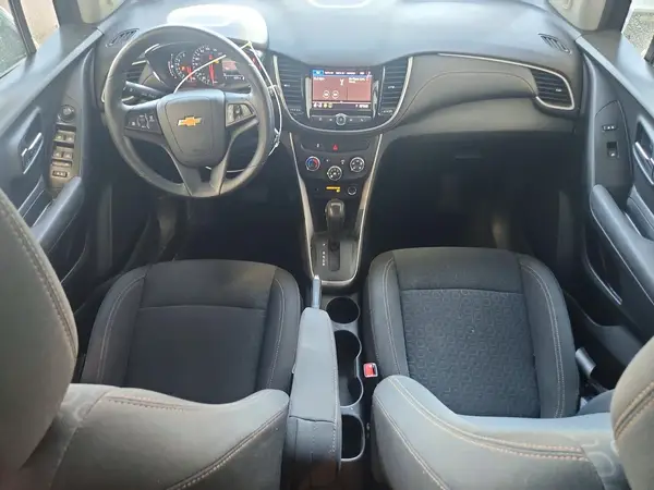 KL7CJNSB6LB086863 2020 CHEVROLET TRAX - Image 8