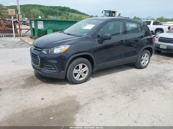 KL7CJNSB6LB087124 2020 CHEVROLET TRAX - Image 2