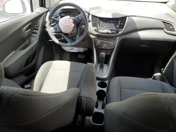 KL7CJNSB6LB316076 2020 CHEVROLET TRAX - Image 8