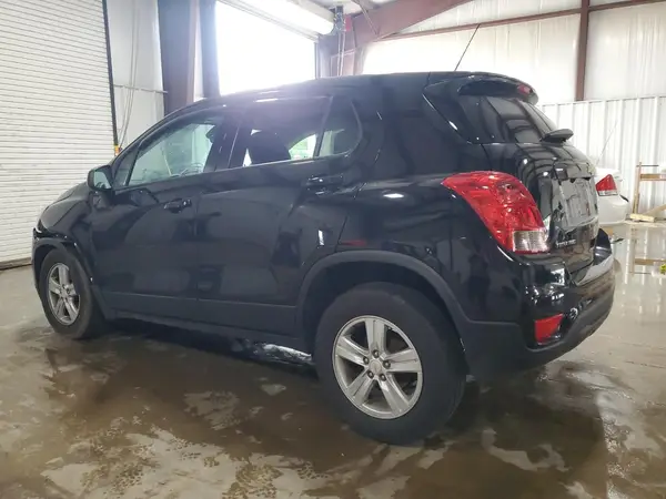 KL7CJNSB6MB329363 2021 CHEVROLET TRAX - Image 2