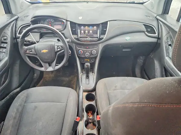 KL7CJNSB6MB350682 2021 CHEVROLET TRAX - Image 8