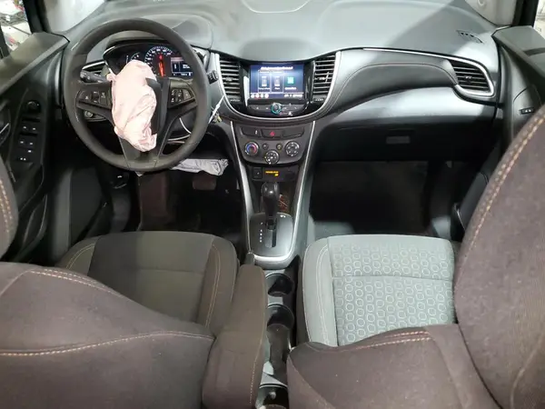KL7CJNSB6MB355901 2021 CHEVROLET TRAX - Image 8