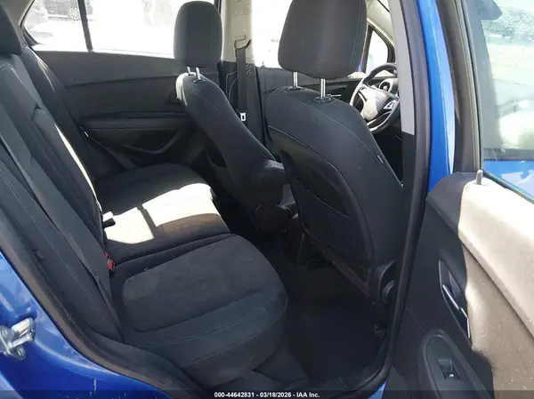 KL7CJNSB7GB576024 2016 CHEVROLET TRAX - Image 8