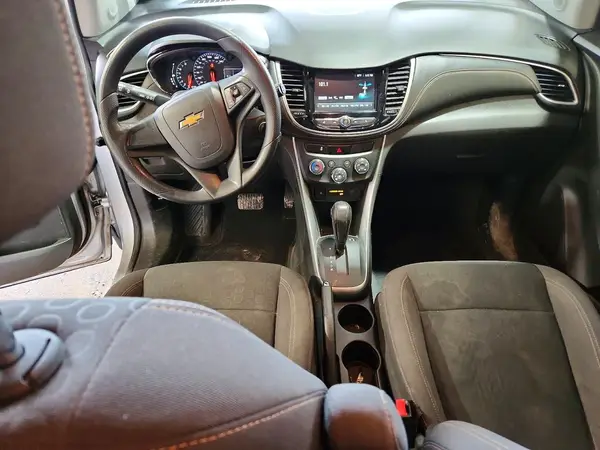 KL7CJNSB7HB174781 2017 CHEVROLET TRAX - Image 8