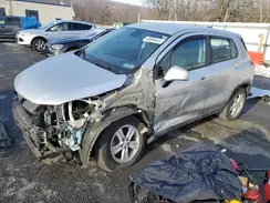 KL7CJNSB7JB572322 2018 CHEVROLET TRAX