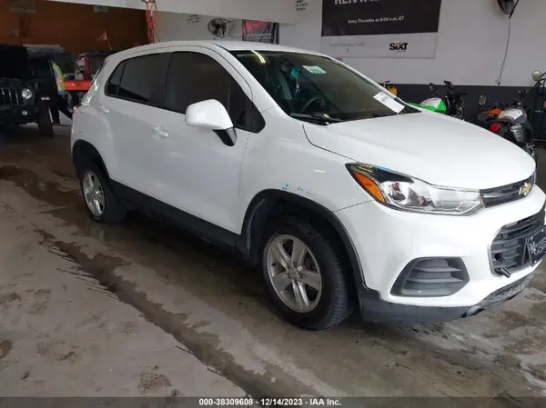 KL7CJNSB7LB056206 2020 CHEVROLET TRAX - Image 1